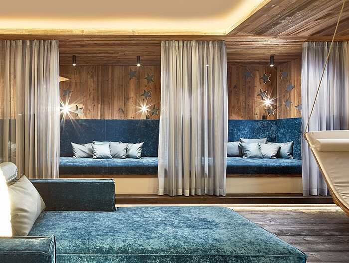 Ein gemütlicher Ruheraum im Wellnesshotel Lürzerhof in Salzburg