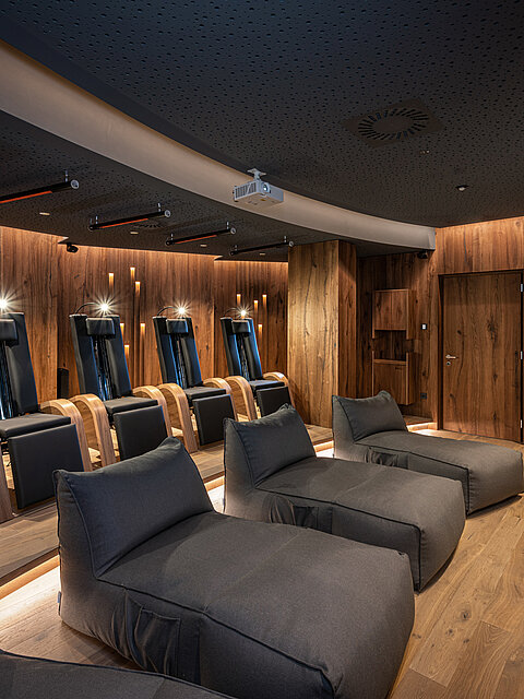 Ein gemütlicher Ruheraum im Wellnesshotel Lürzerhof in Salzburg
