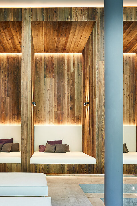 Ein gemütlicher Ruheraum im Wellnesshotel Lürzerhof in Salzburg