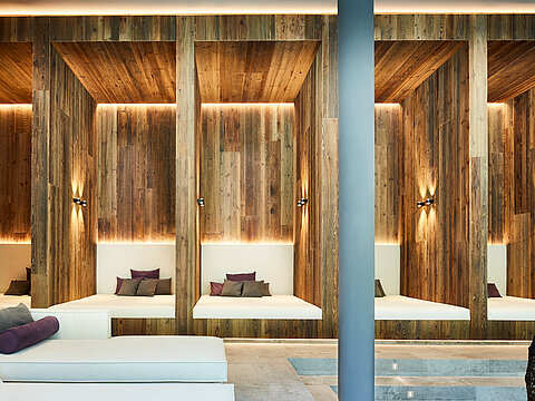 Ein gemütlicher Ruheraum im Wellnesshotel Lürzerhof in Salzburg