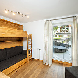 Das Kinderzimmer in der Familiensuite Gaisstein im Lürzerhof