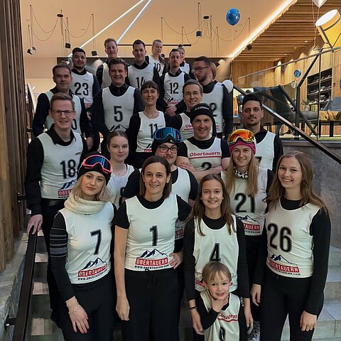 Olympische Spiele im Lürzerhof Fasching goes Olympia! ️ Dabei sein ist alles – vor allem, wenn Wellness, Genuss und gute Laune auf Goldmedaillen-Niveau zusammentreffen Ob Eiskönigin,...