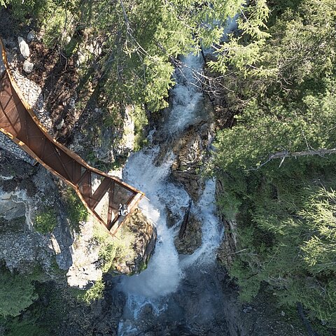 Lürzerhof Wandertipp: Die Wanderung zum Johanneswasserfall auf unserer Gnadenalm in Obertauern begeistert mit traumhafter Natur und beeindruckenden Ausblicken.