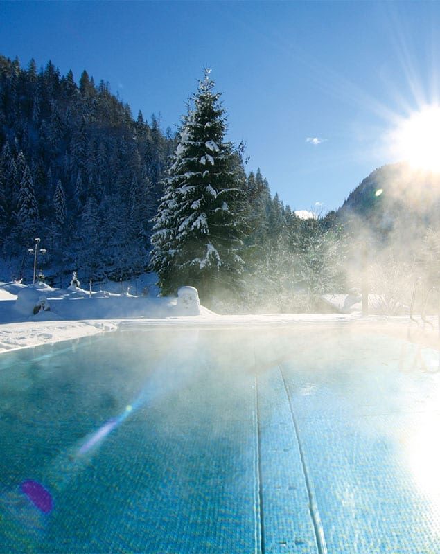 Außenpool - Wellnessurlaub in Österreich