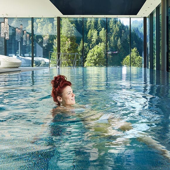 Infinity Pool - Wellness hotel in Salzburg