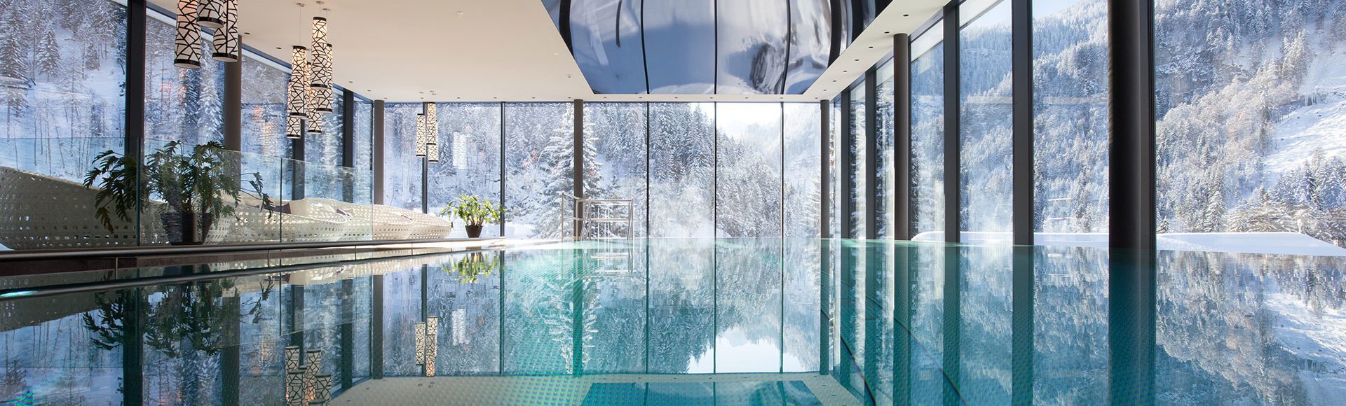 Winterurlaub buchen - Wellnesshotel Lürzerhof mit Infinity Pool